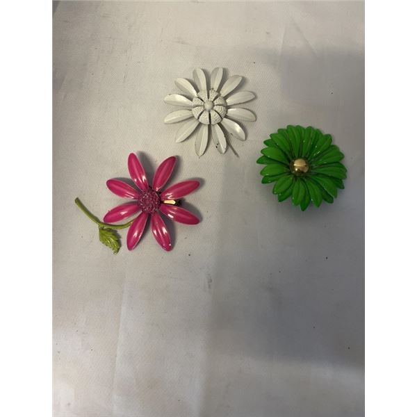 THREE RETRO ENAMEL FLOWER BROOCHES