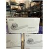 Image 3 : 6 NEW LONDON DOOR HANDLES, SATIN CHROME FINISH, GRADE 3, ROUND COVER