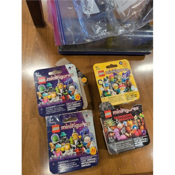 ASSORTED LEGO MINIFIGURES