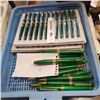 Image 1 : 50 NEW GREEN FOUNTAIN PENS