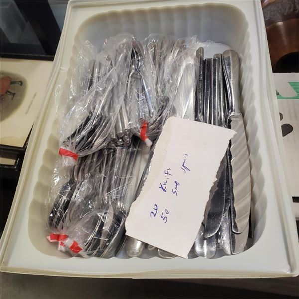 NEW COMMERCIAL GRADE CUTLERY, 20 KNIFES, 50 SMALL SPOONS