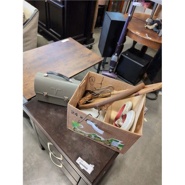 BOX OF VINTAGE METAL LUNCH BOX, PLAQUE AND MORE
