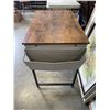 Image 2 : NEW MODERN DESK