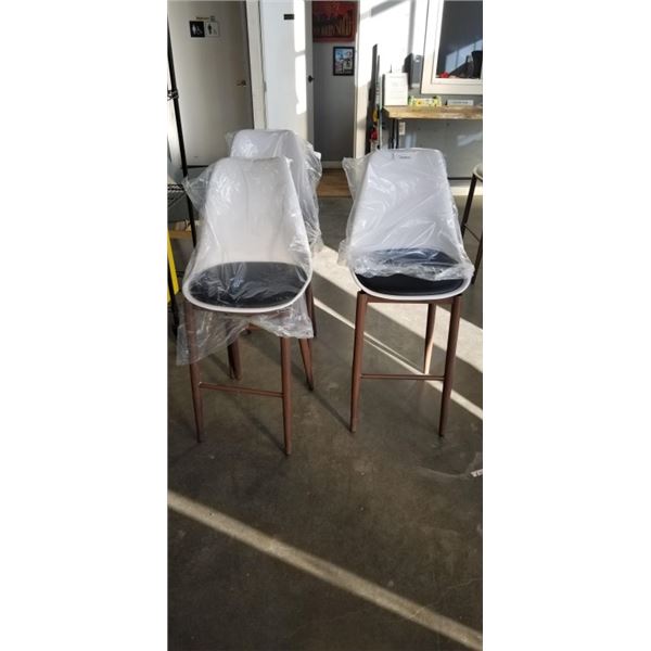 SET OF 3 MATCHING CHAIRS