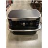 Image 2 : NINJA DUAL ZONE AIR FRYER AND TOASTER OVEN