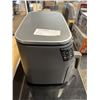 Image 2 : NEW NINJA FOODI 6IN1 8QT DUALZONE AIR FRYER - TESTED WORKING, RETAIL $169, STORE DISPLAY, UNUSED, NO