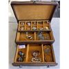 Image 2 : JEWELRY BOX WITH CONTENTS