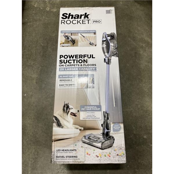 SHARK DELUXE PRO CORDED VACCUM TESTED WORKING