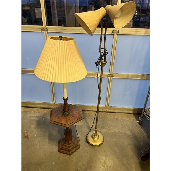 VINTAGE MCM BRASS FLOOR LAMP WITH LAMP TABLE