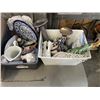 Image 2 : 3 BOXES OF ESTATE COLLECTIBLES AND DECOR