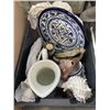 Image 3 : 3 BOXES OF ESTATE COLLECTIBLES AND DECOR