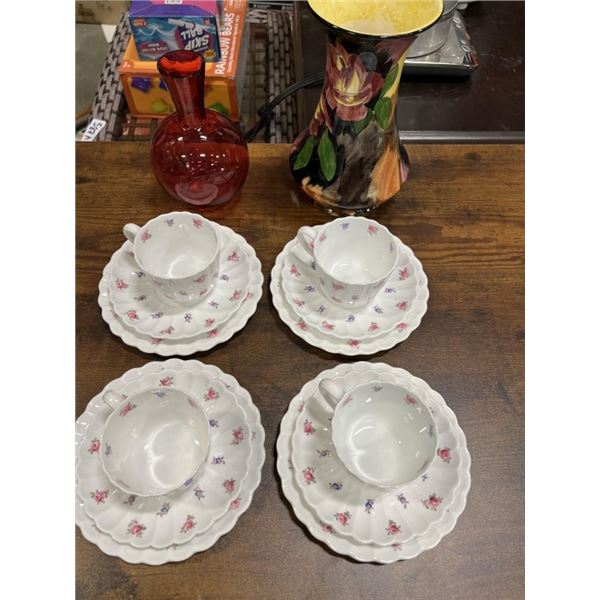 SET OF 4 SPADE CUPS AND SAUCERS WITH MATCHING BREAD AND BUTTER PLATES VINTAGE CRANBERRY GLASS VASE A
