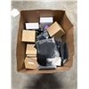 Image 1 : BOX OF JEWELRY DISPLAY ITEMS