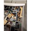 Image 3 : PLASTIC ORGANIZER FULL OF LEGO