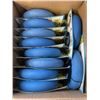 Image 4 : NEW DOG POOCH TUBES AND PET BRUSHES