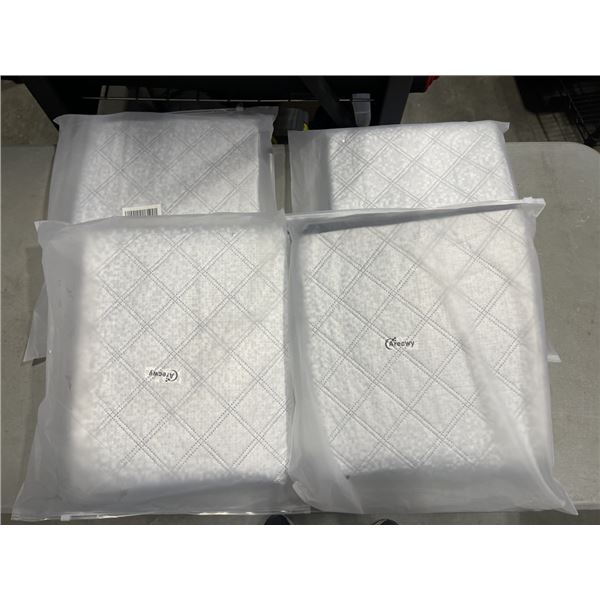 4 NEW ARECWY WINDSHIELD SNOW COVERS