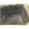 Image 3 : VINTAGE VELVET IKEA COUCH