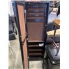 Image 2 : FREESTANDING MIRRORED JEWELLERY CABINET