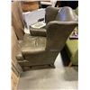 Image 2 : VINTAGE LEATHER WING BACK ARMCHAIR