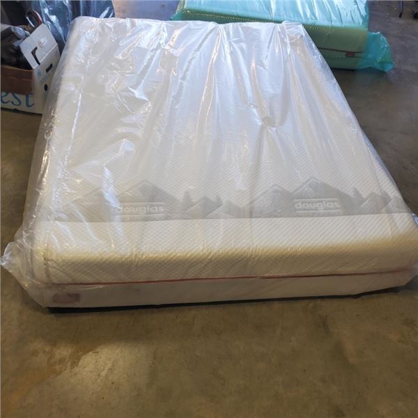 AS NEW QUEENSIZE DOUGLAS ORIGINAL MATTRESS