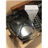 Image 3 : BOX OF ASSORTED KITCHEN APPLIANCES