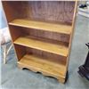 Image 2 : VINTAGE VILAS MAPLE SHELF
