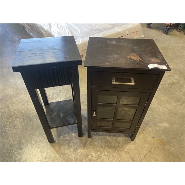 2 MODERN SIDE TABLES