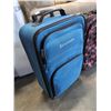 Image 3 : 2 CARRY ON SUITCASES