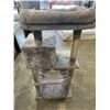 Image 3 : CAT TREE/CONDO