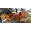 Image 1 : VINTAGE THOMASVILLE FRENCH POLISH PECAN DINING TABLE WITH 8 CHAIRS, 2 LEAVES AND PROTECTIVE COVER