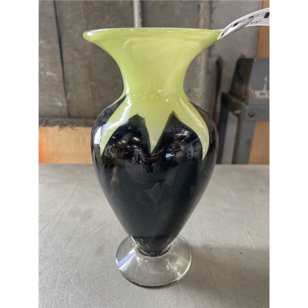 ART GLASS VASE, SIGNED ON BOTTOM