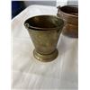 Image 2 : 3 PLANT POTS