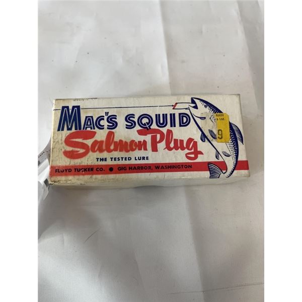 MAC'S SQUID SALMON PLUG WITH ORIGINAL BOX