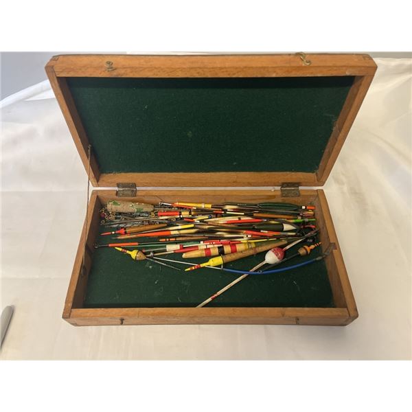VINTAGE LINED BOX W/ FISH FLOAT COLLECTION
