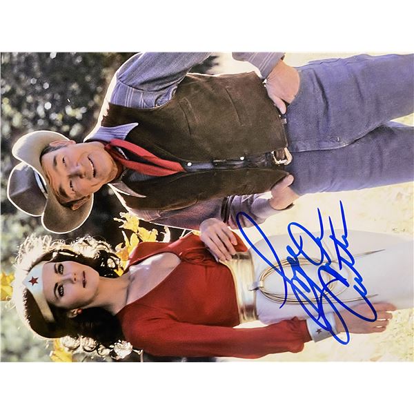 Wonder Woman Lynda Carter signed photo
