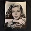 Image 2 : LOT OF 8 AUTOGRAPHED PHOTOS