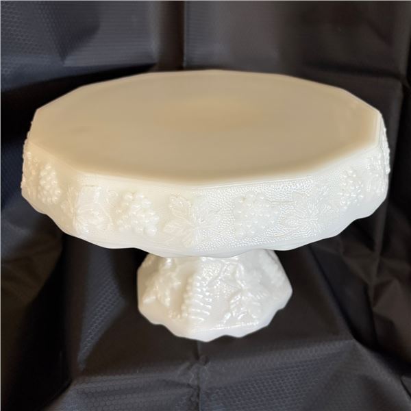 CAKE SAVER STAND