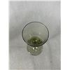Image 2 : 6 Green Tint 5.75" H Stem Glasses