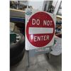 Image 1 : Do Not Enter Sidewalk Sign