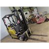 Image 1 : Yale #GLC050 5K Lb. Cap LP Cushion Tire Forklift w/Triple Mast, Sideshift, Shows 3,189 Hrs.,
