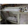 Image 2 : Rubbermaid Warehouse Cart