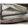 Image 2 : 1 Weighted Blanket for Adults - (Approx. 10-15lbs) - Grey - New