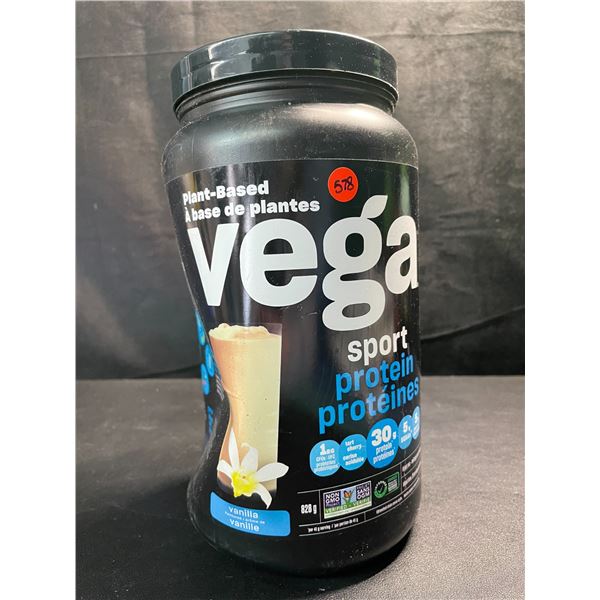 1 Tub of Vega Sport Plant-Based Vegan Protein Powder - Vanilla Flavour - 828G