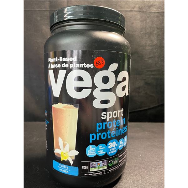 1 Tub of Vega Sport Plant-Based Vegan Protein Powder - Vanilla Flavour - 828G