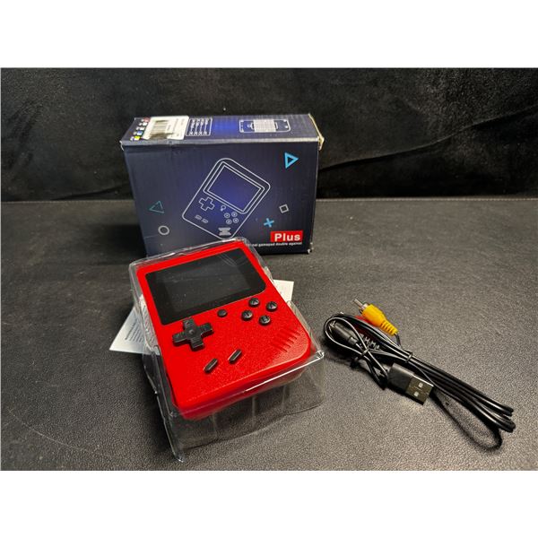 1 Mini Retro Handheld Game Box with 400+ Retro Games - Red - New