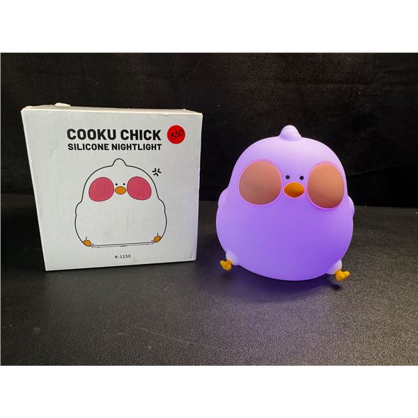 1 RGBW Rechargeable Cooku Chick Silicone Nightlight - New