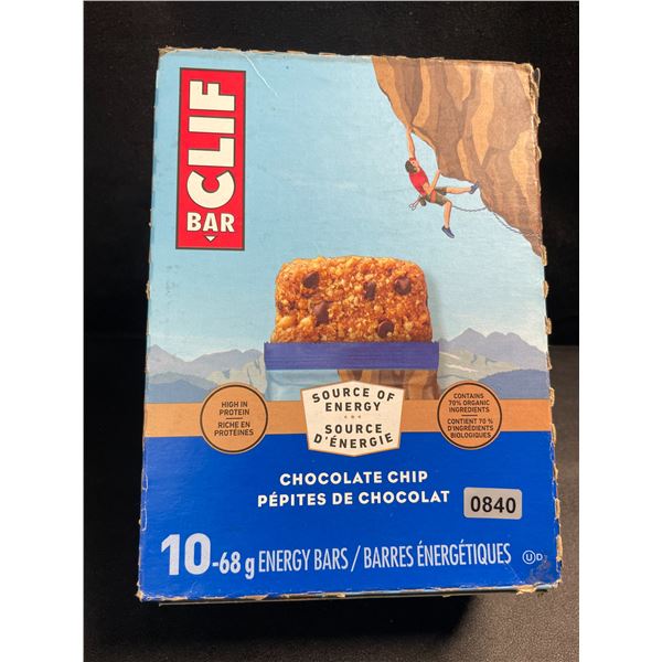 1 Box of CLIF Energy Bars - Chocolate Chip - 10 x 68g Energy Bars - (BB: OC 06/2025)