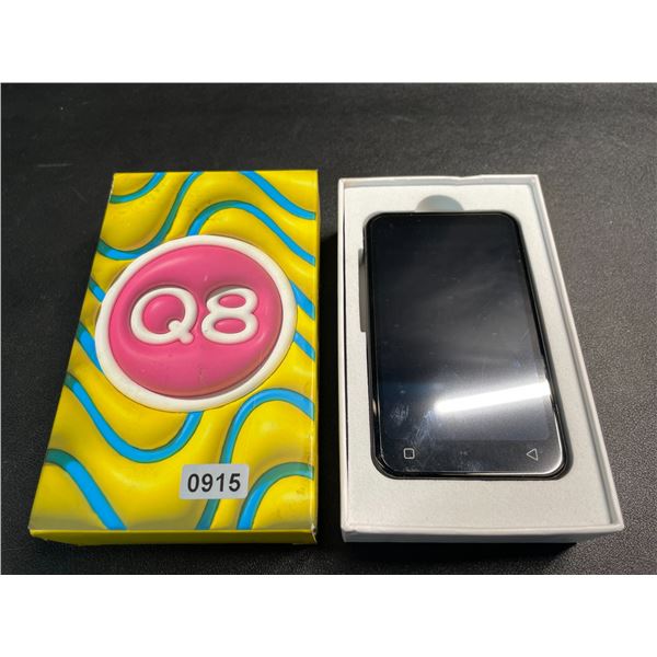 1 Q8 Kids MP3/Digital Music Player with BT - 4" Full Touch Screen 80GB - New in Box