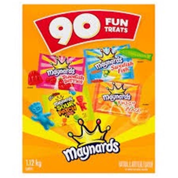 NEW WITH BOX 1.12KG 90 FUN TREATS MAYNARDS
