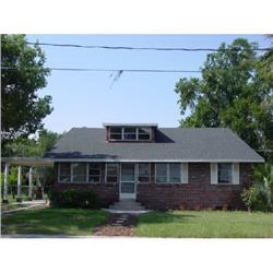 1412 High St., Leesburg, FL 34748